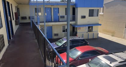 Kings Castle Motel