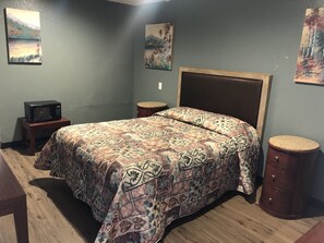 Free WiFi, bed sheets - Kings Castle Motel (Los Angeles)