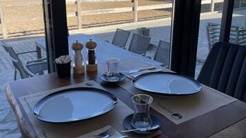 Free daily local cuisine breakfast