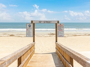 Beach - Coastal Breezes by Tybee Vacation Rentals (Tybee Island)