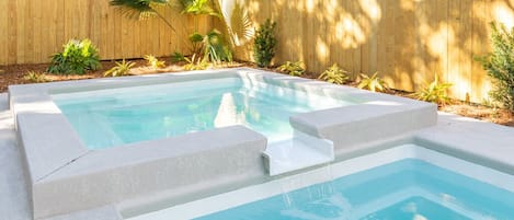 House, Multiple Beds, Pool Access, Pool View | Pool | Outdoor pool