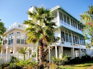 Exterior - Driftaway by Tybee Vacation Rentals (Tybee Island)