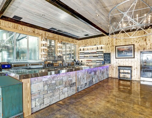 Mountain View Cabin in VA Wine Country