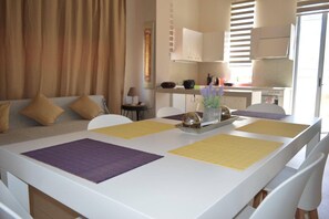 Dining - Cozy Condo at the heart of the city (Iraklio)