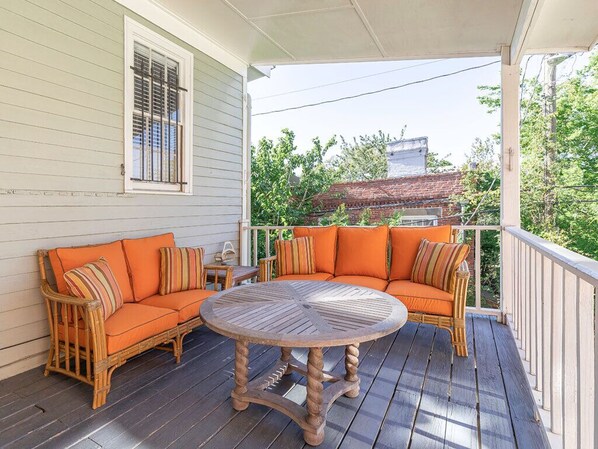 Terrace/patio - Habersham 3 by Tybee Vacation Rentals (Savannah)