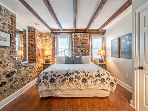 House, Multiple Beds, Kitchen, Garden View | 7 bedrooms, free WiFi, bed sheets - Habersham House by Tybee Vacation Rentals (Savannah)