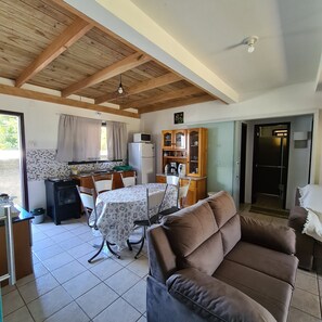 Fridge, microwave, oven, toaster - Casa Tex (Penha)