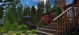 Beautiful secluded setting  on one acre that borders RMNP. 
