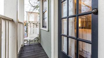 House, Multiple Beds, Kitchen, Garden View | Property grounds