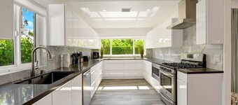Pool, Hot Tub, Al Fresco Dining, Gazebo | Pet-Friendly Desert Haven | Catalina