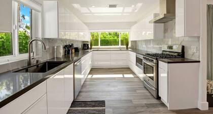 Pool, Hot Tub, Al Fresco Dining, Gazebo | Pet-Friendly Desert Haven | Catalina