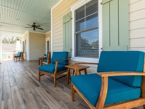 House, Multiple Beds, Kitchen, Garden View | Terrace/patio - Lazy Dayz Tybee Vacation Rentals (Tybee Island)