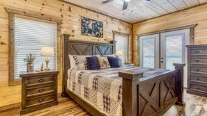 6 habitaciones, tabla de planchar con plancha y wifi gratis 