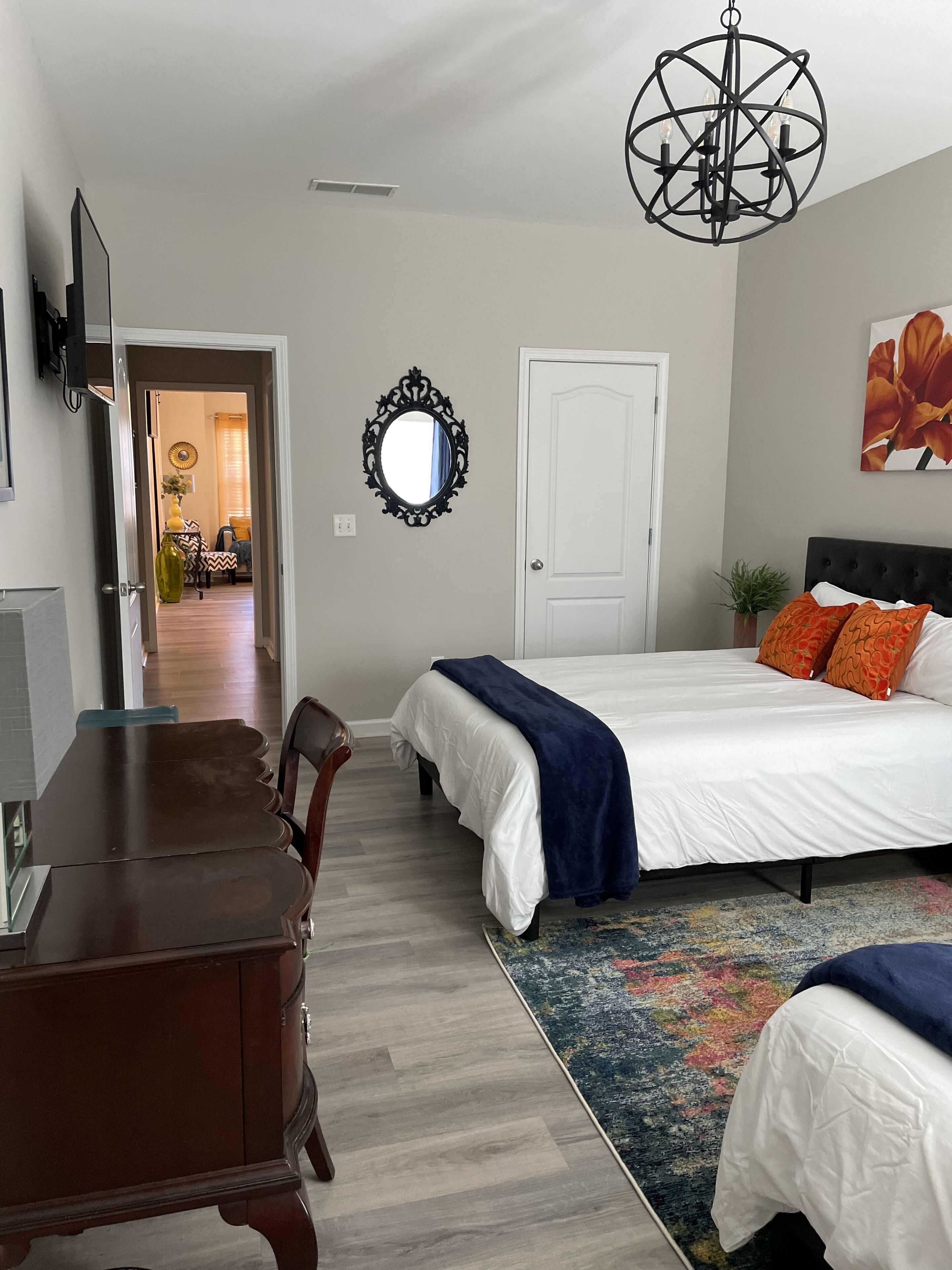 1 chambre, bureau, fer et planche à repasser, Wi-Fi gratuit