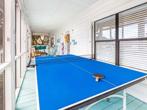 Games room - Live Oaks Cottage by Tybee Vacation Rentals (Tybee Island)