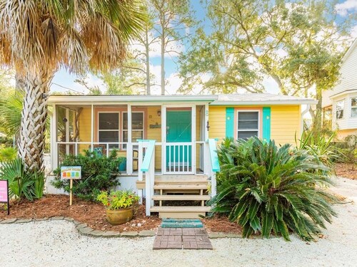 Mellow Yellow by Tybee Vacation Rentals