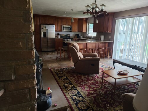 Lakefront house for rent