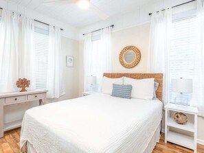 House, Multiple Beds, Kitchen, Garden View | 5 bedrooms, individually decorated, individually furnished, free WiFi