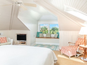 House, Multiple Beds, Kitchen, Ocean View