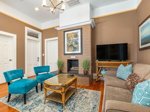 Condo, Multiple Beds, Kitchen | Living area