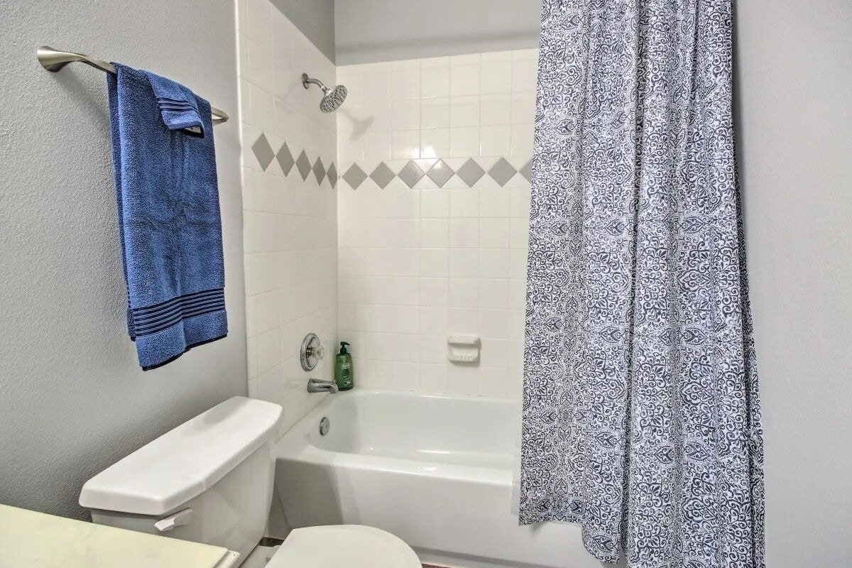 Photo 24 of Newly updated, bright & airy townhouse!