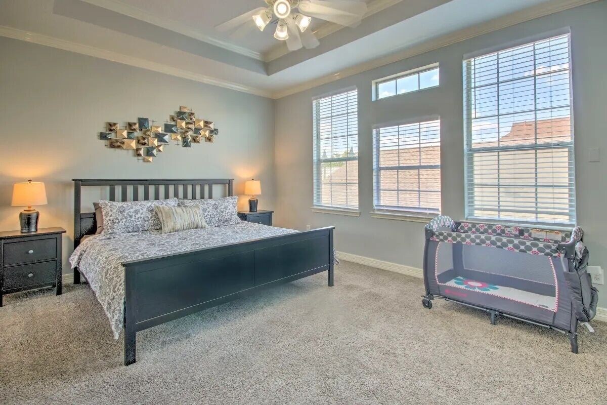 Photo 15 of Newly updated, bright & airy townhouse!