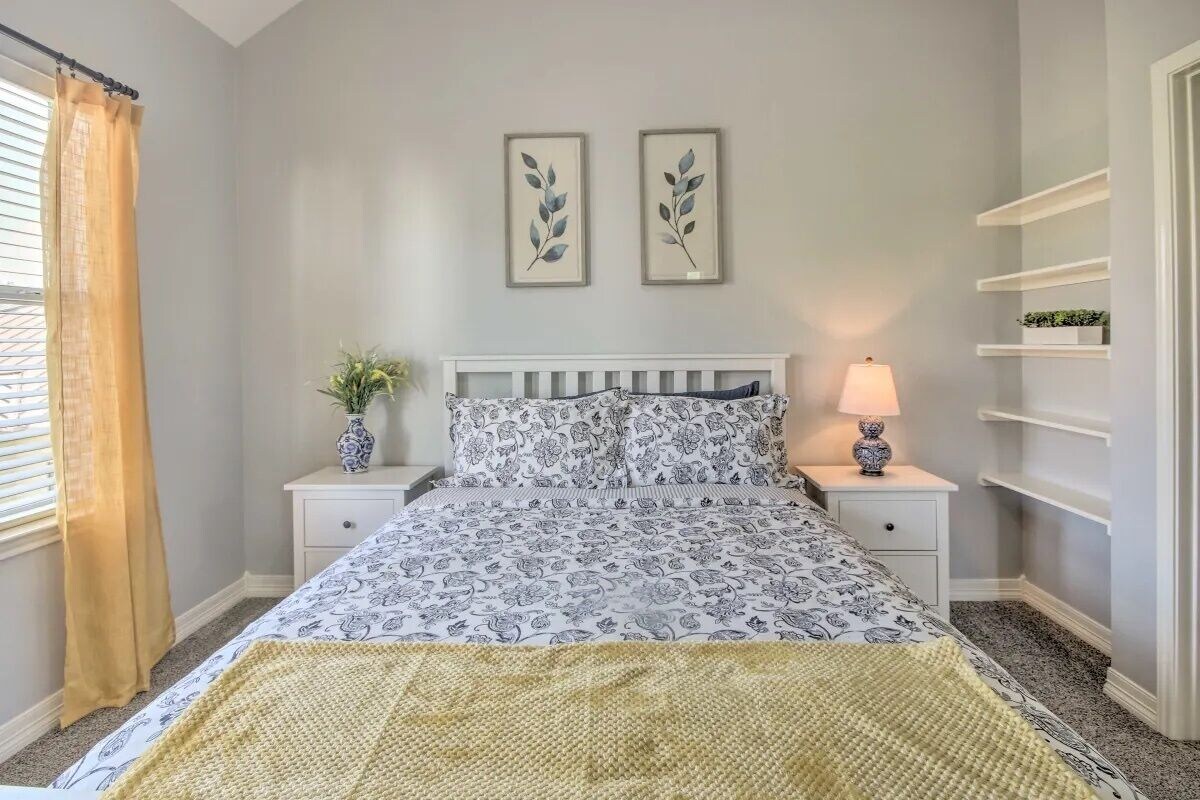 Photo 21 of Newly updated, bright & airy townhouse!