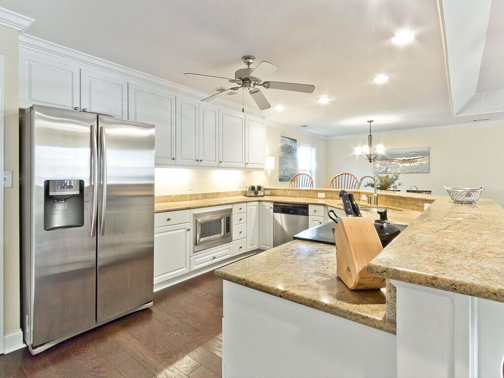 House, Multiple Beds, Kitchen, Partial Sea View | Private kitchen | Fridge, microwave, oven, stovetop