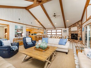 House, Multiple Beds, Kitchen, Ocean View | Living area | TV