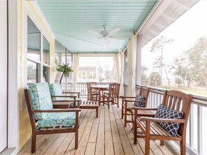 Property grounds - Serenity By The Sea by Tybee Vacation Rentals (Tybee Island)