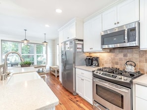 House, Multiple Beds, Pool Access, Pool View | Private kitchen