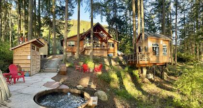 Lakeside Cabin in the Trees with Views and Hot Tub