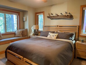 2 habitaciones, escritorio, tabla de planchar con plancha y wifi gratis 