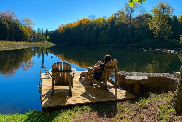 Property grounds - The Riverfront Hideaway ★ Hot Tub★ Games Room ★ Arcades ★ Firepit ★ BBQ ★ Hiking (Holland Centre)