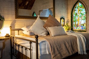 1 dormitorio, escritorio, tabla de planchar con plancha y wifi gratis