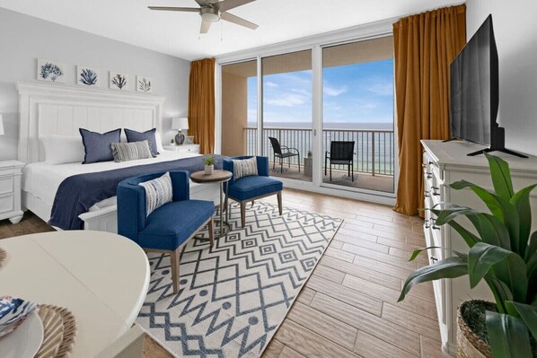 Työpöytä, silitysrauta/-lauta, Wi-Fi, vuodevaatteet