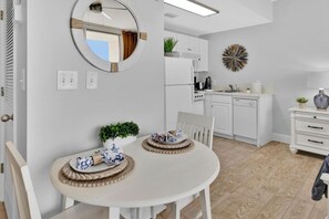 Imagen sin descripción, 4 de 54, botón