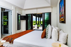 6 slaapkamers, een strijkplank/strijkijzer, reisbedje, wifi