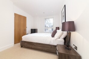 2 chambres, fer et planche Ă repasser, Wi-Fi gratuit, draps fournis