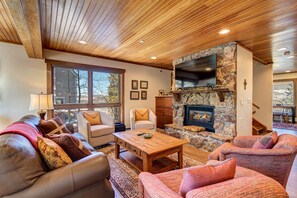 TV, caminetto, studio, stampante