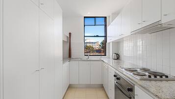 Fridge, microwave, oven, dishwasher