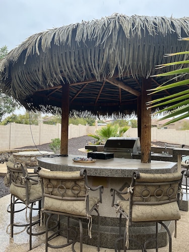 Upscale, Cozy Casita - Golfing, Casino, Saguaro Lake, short walk to Restaurants