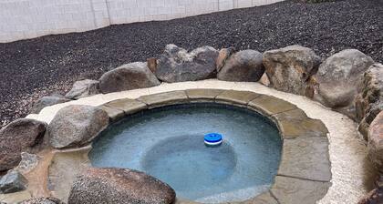 Upscale, Cozy Casita - Golfing, Casino, Saguaro Lake, short walk to Restaurants