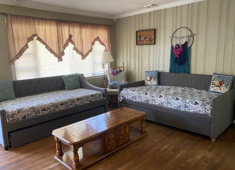Beautiful Pet Friendly House 2 Minute Drive Smoky Mountain Railroad & Downtown - Bryson City, NC
