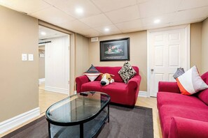 Unclassified image, 3 of 19, button - The Rustic Barn - Urban Retreat | King bed | Pet friendly | Full apartment (Brampton)