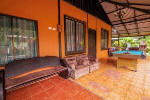 Family House | Terrace/patio