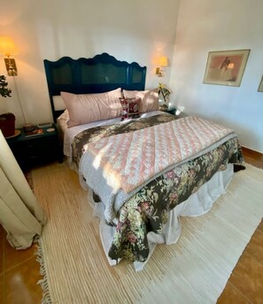 1 chambre, fer et planche à repasser, Wi-Fi gratuit, draps fournis