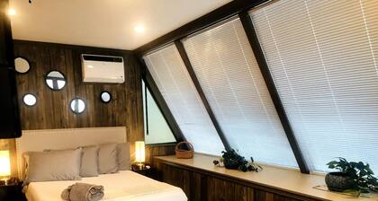 Cute Guesthouse, 4mi from Lee University, sleeps 4, new deck w/ fire pit, grill