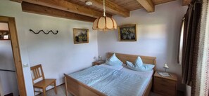 2 chambres, accès à Internet, literie fournie