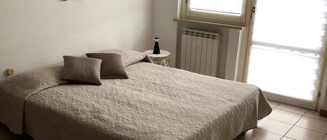 1 chambre, accĂšs au Wi-Fi (inclus), literie fournie